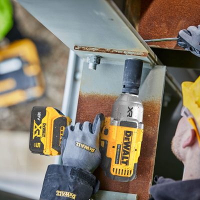 Akumulatora uzgriežņu atslēga DeWALT 18V/XR DCF900